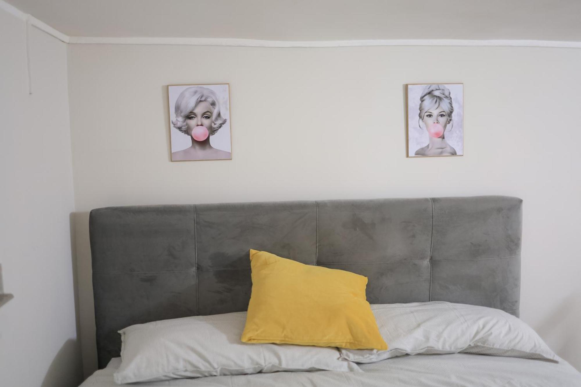Apartment Antignano Appartament
